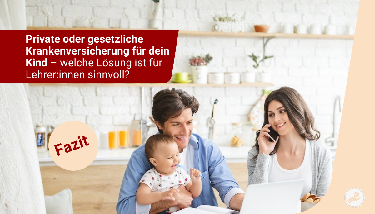 Lehrerpaar mit Baby bespricht die Entscheidung zwischen gesetzlicher und privater Krankenversicherung für ihr Kind.